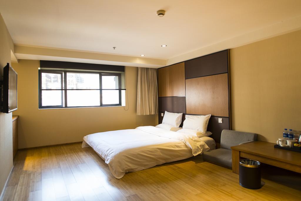 Ji Hotel Kunming Green Lake Branch Екстер'єр фото