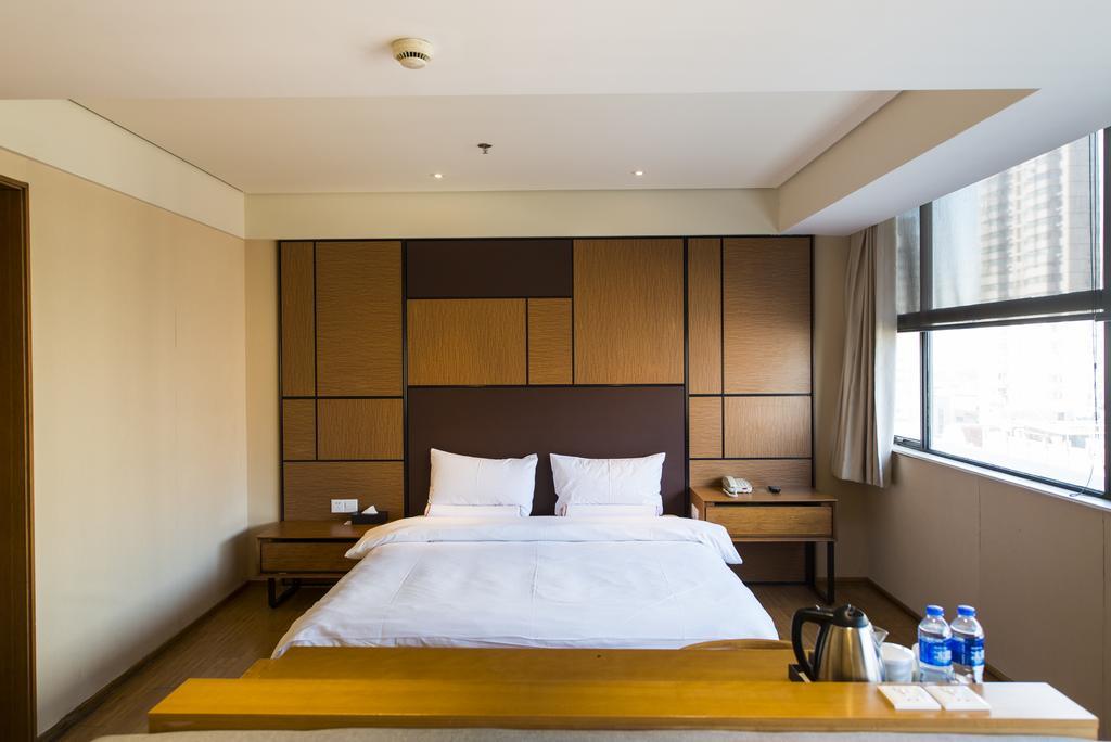Ji Hotel Kunming Green Lake Branch Екстер'єр фото